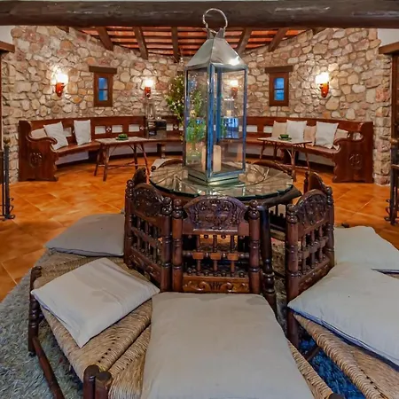 Villa Masia Mimosa Completa Darnius